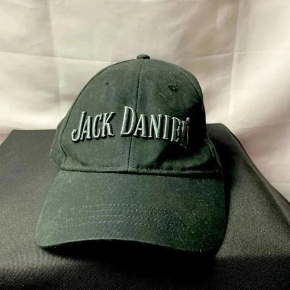 JACK DANIELS BLACK HAT ONE SIZE FITS MOST EMBROIDERED LOGO CLEAN - Picture 1 of 9